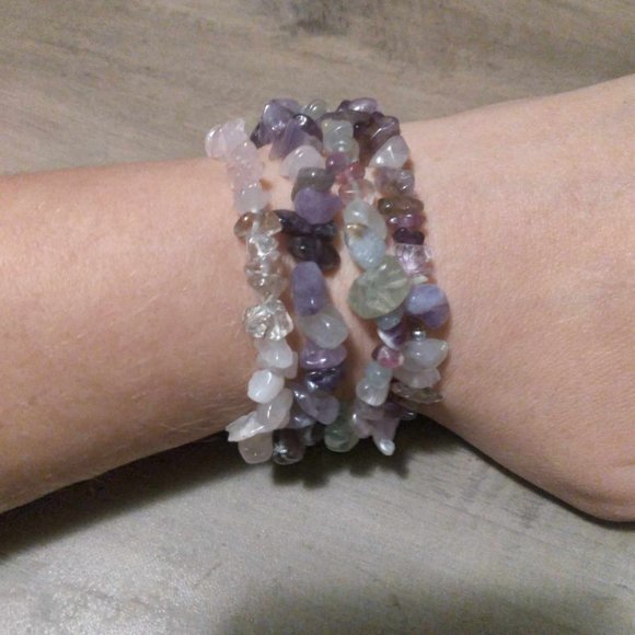 Set of 4 Chipped Stone Bracelets - Picture 8 of 8